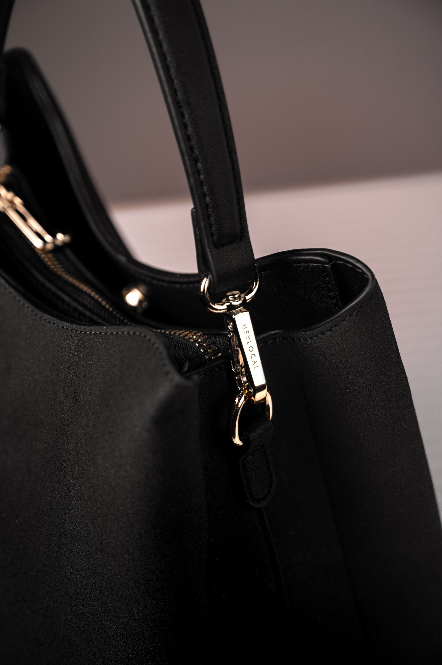 YVETTE TOTEBAG COAL