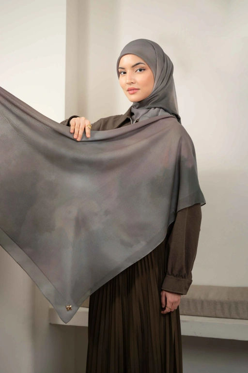 Image of DEAR TO HEART SCARF IRIS