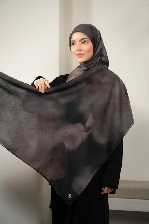 Image of DEAR TO HEART SCARF STORMY