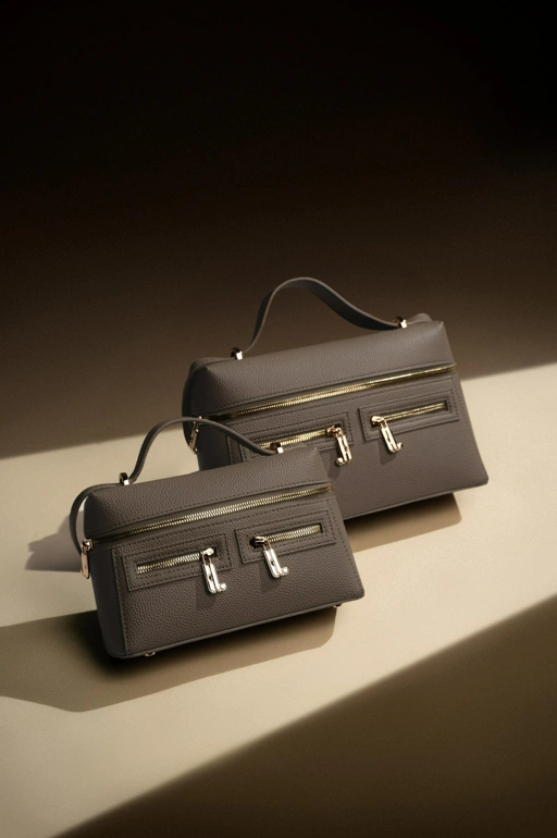 Image of FERMO BAG TAUPE