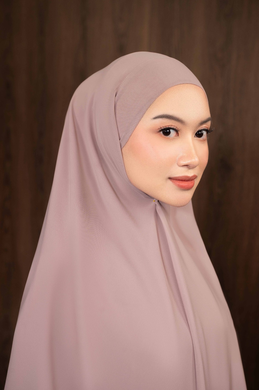HUDA SQUAREBAN ROSY BROWN