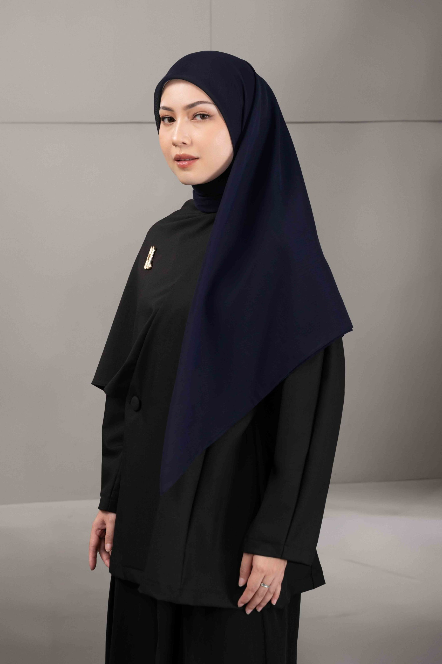 DAILY PARIS SCARF NAVY