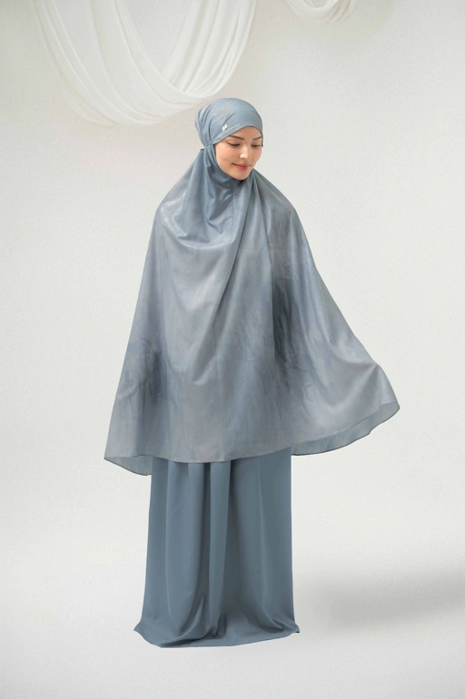 Image of MINETTE PRAYER SET DUSTY BLUE