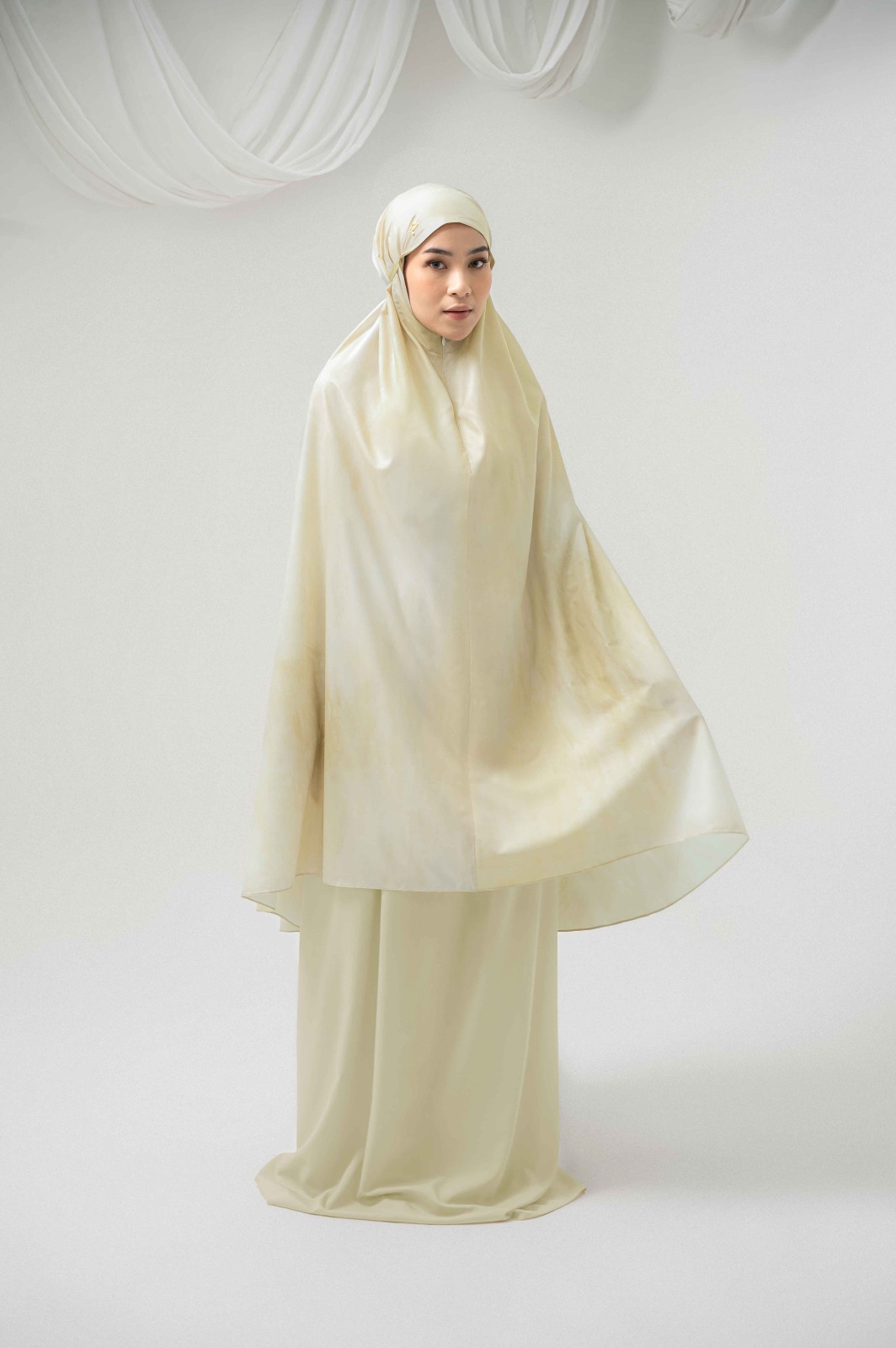MINETTE PRAYER SET MUSTARD