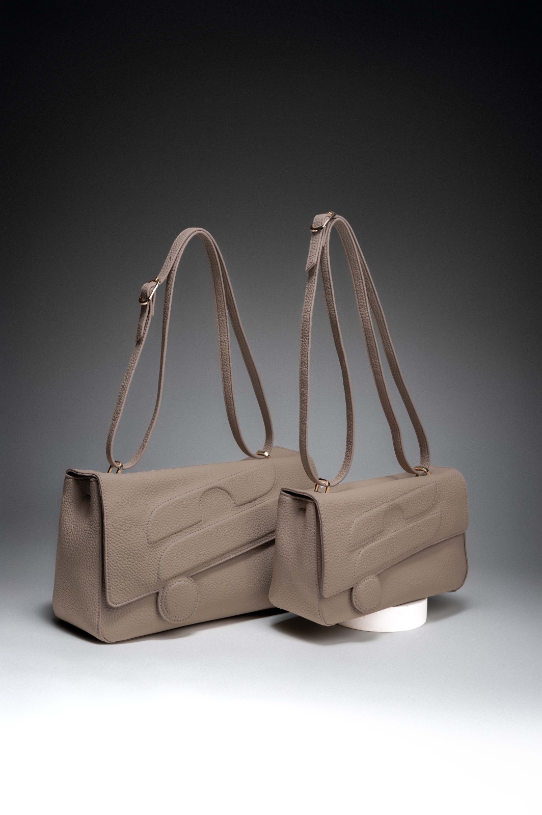 ROVELLE BAG SAND