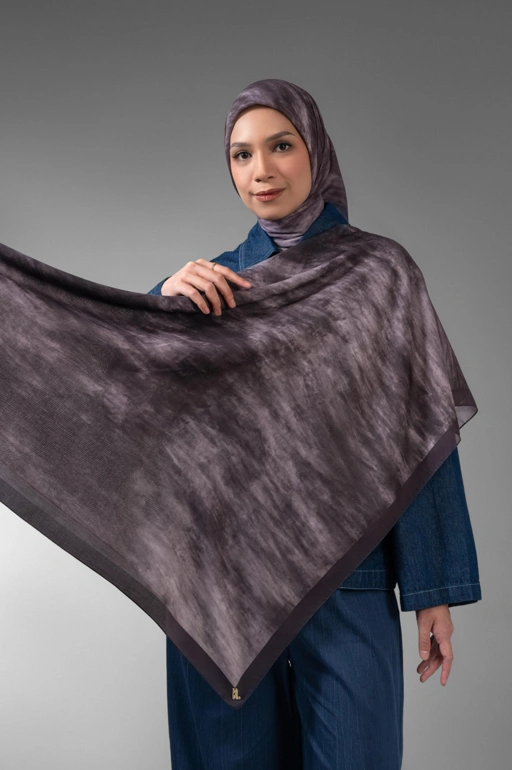 TRACÉ SCARF ROAST