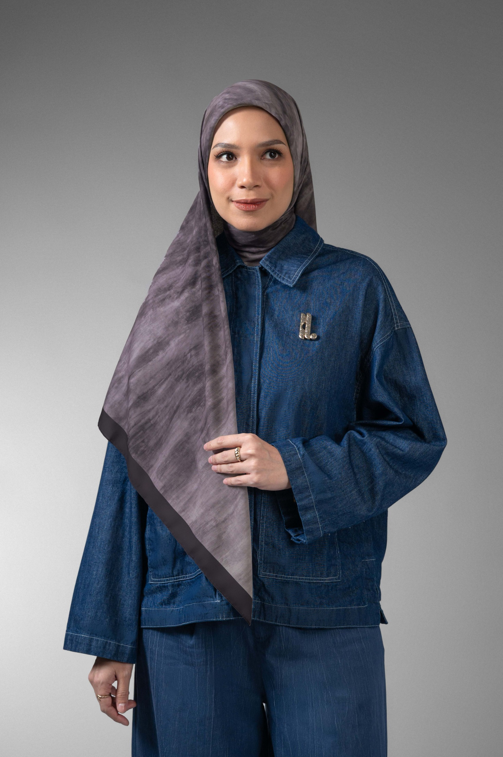 TRACÉ SCARF ASH