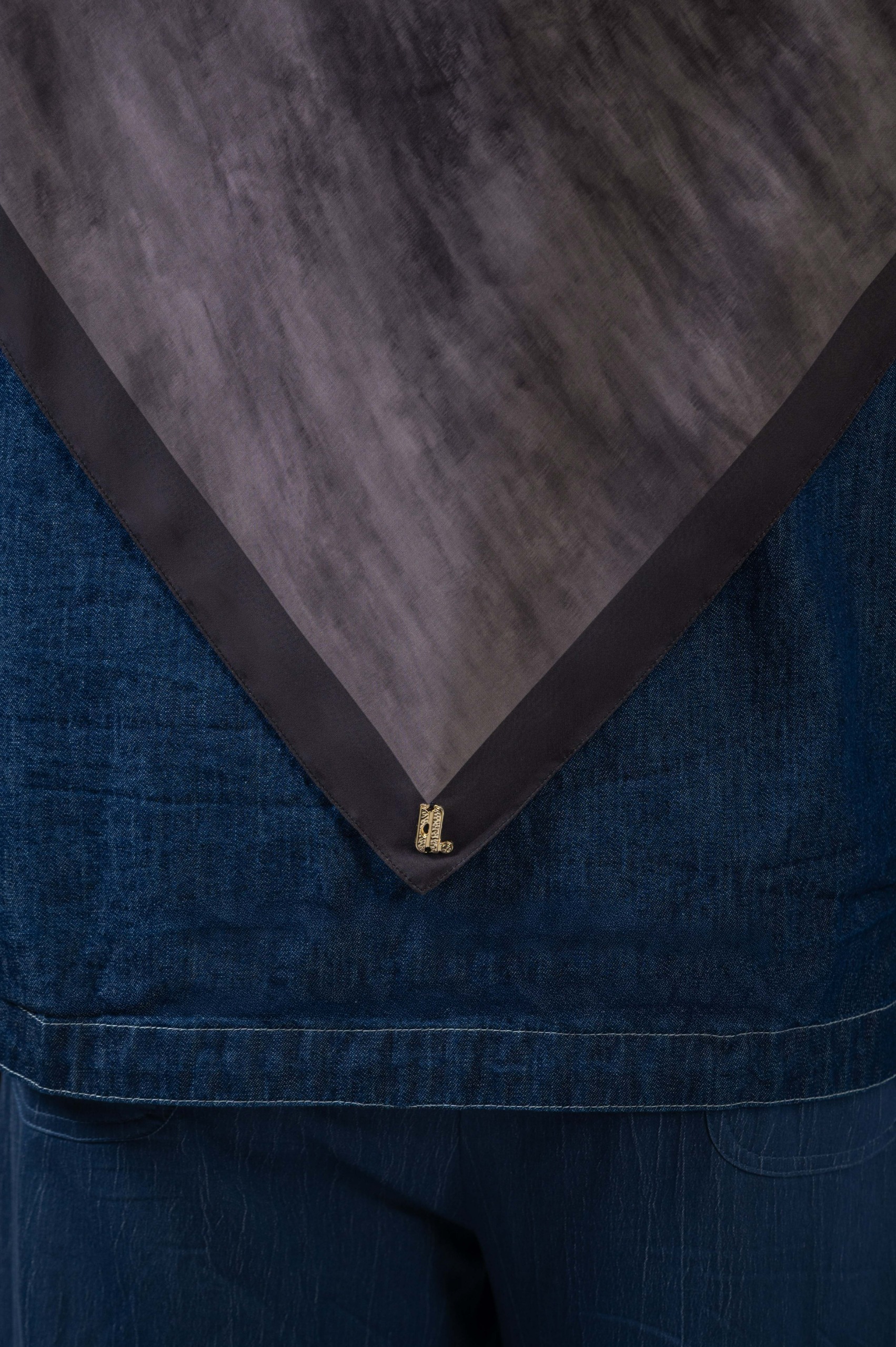 TRACÉ SCARF ASH