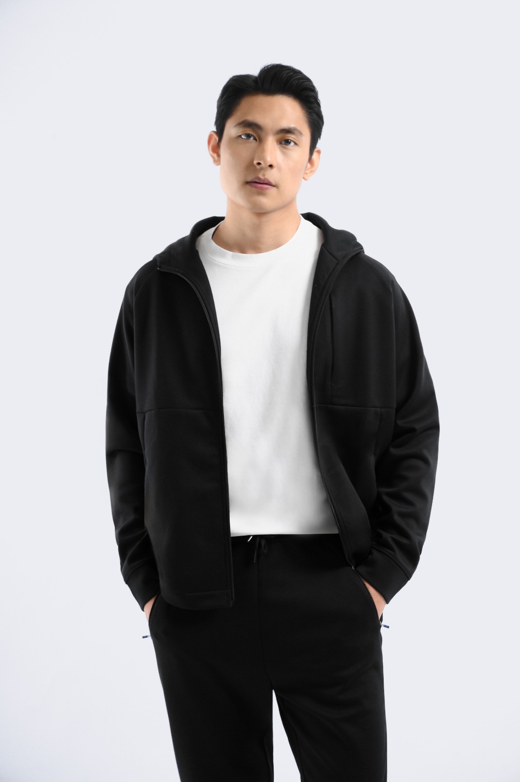 Techinical Hooded Jacket Black