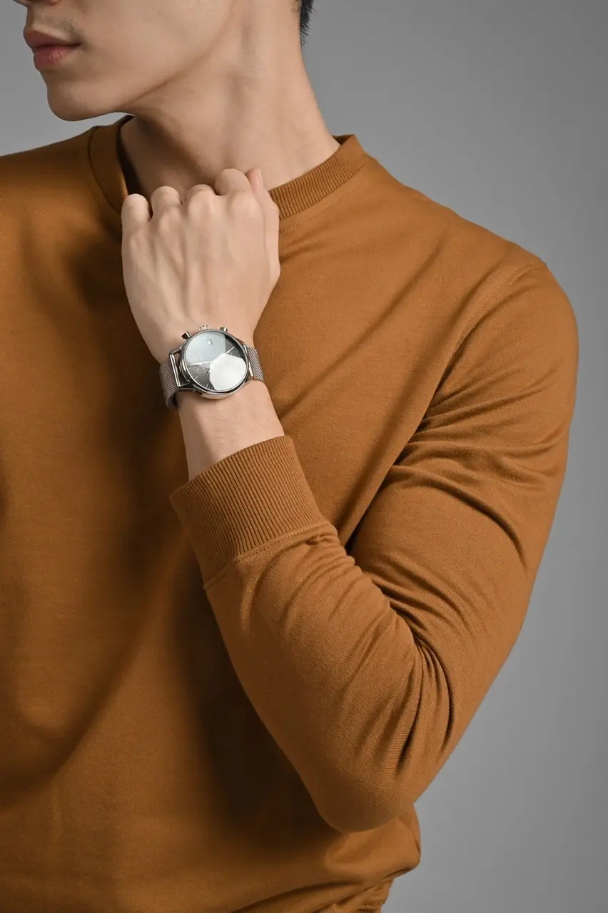 BASIC SWEATER LIGHT BROWN