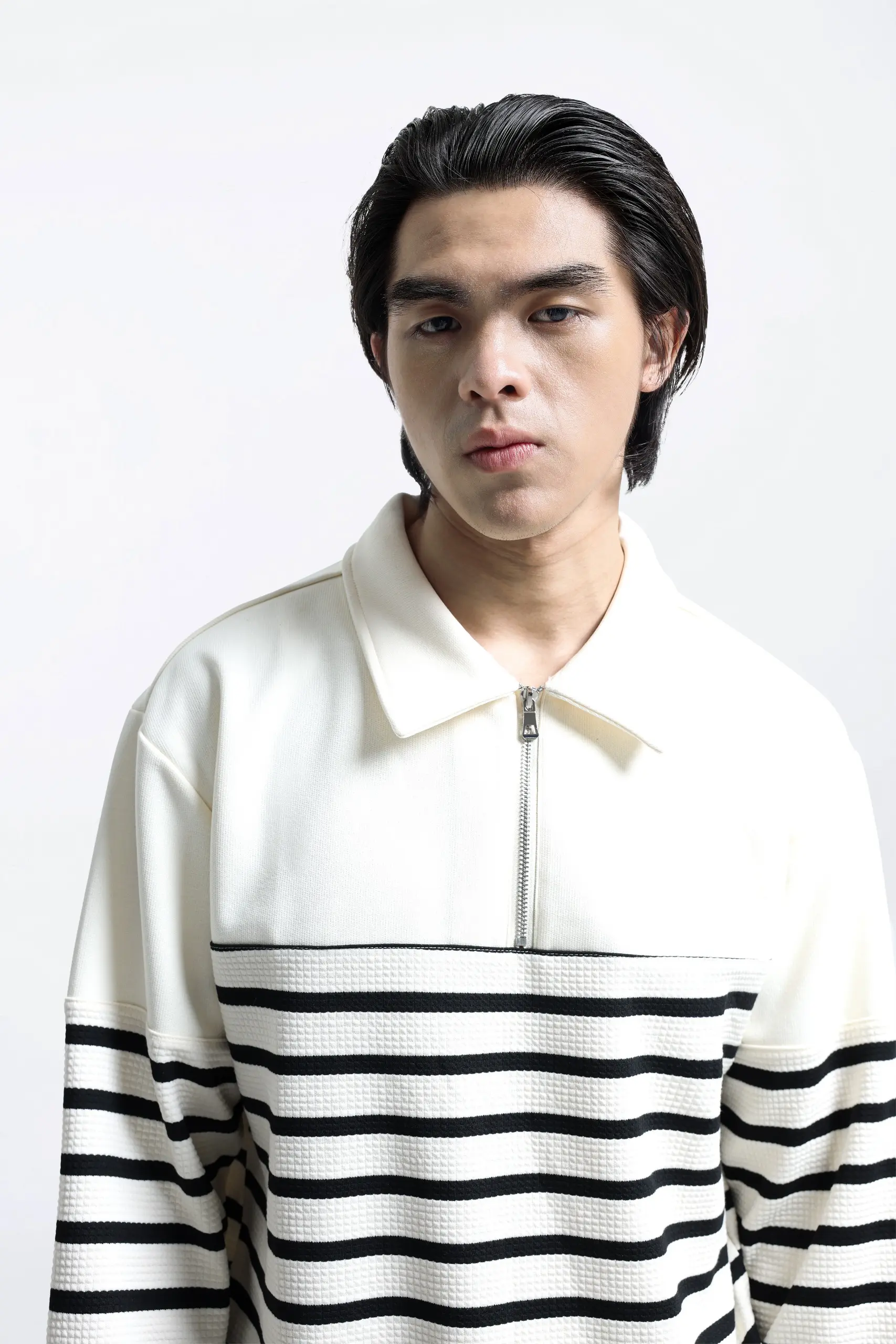 Linnix Knit Jacket White Black