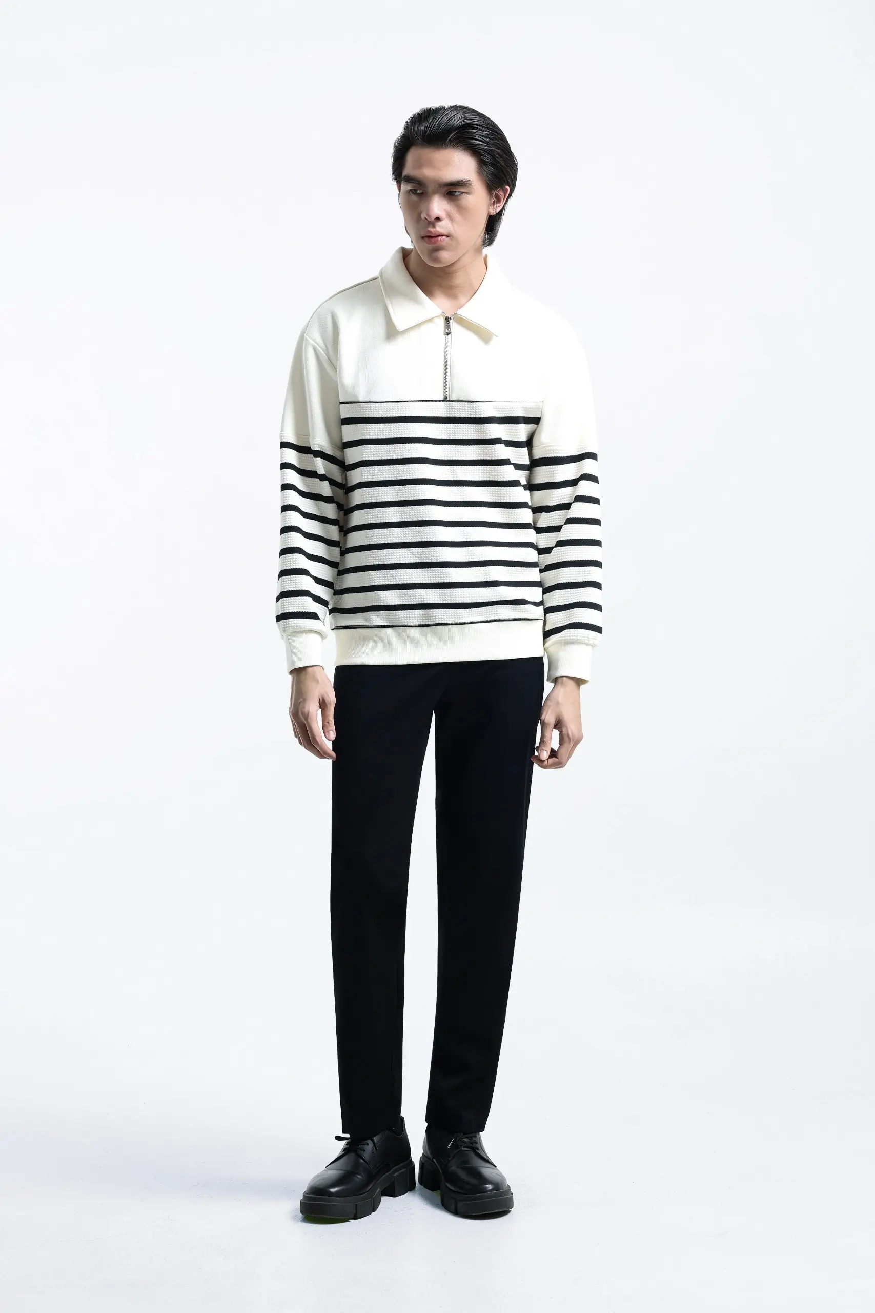 Linnix Knit Jacket White Black
