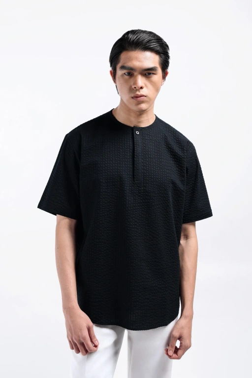 Nu Lyth Textured Short Sleeve Black