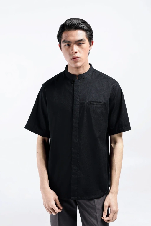Image of Sydar Linen Shirt Short Sleeve Black
