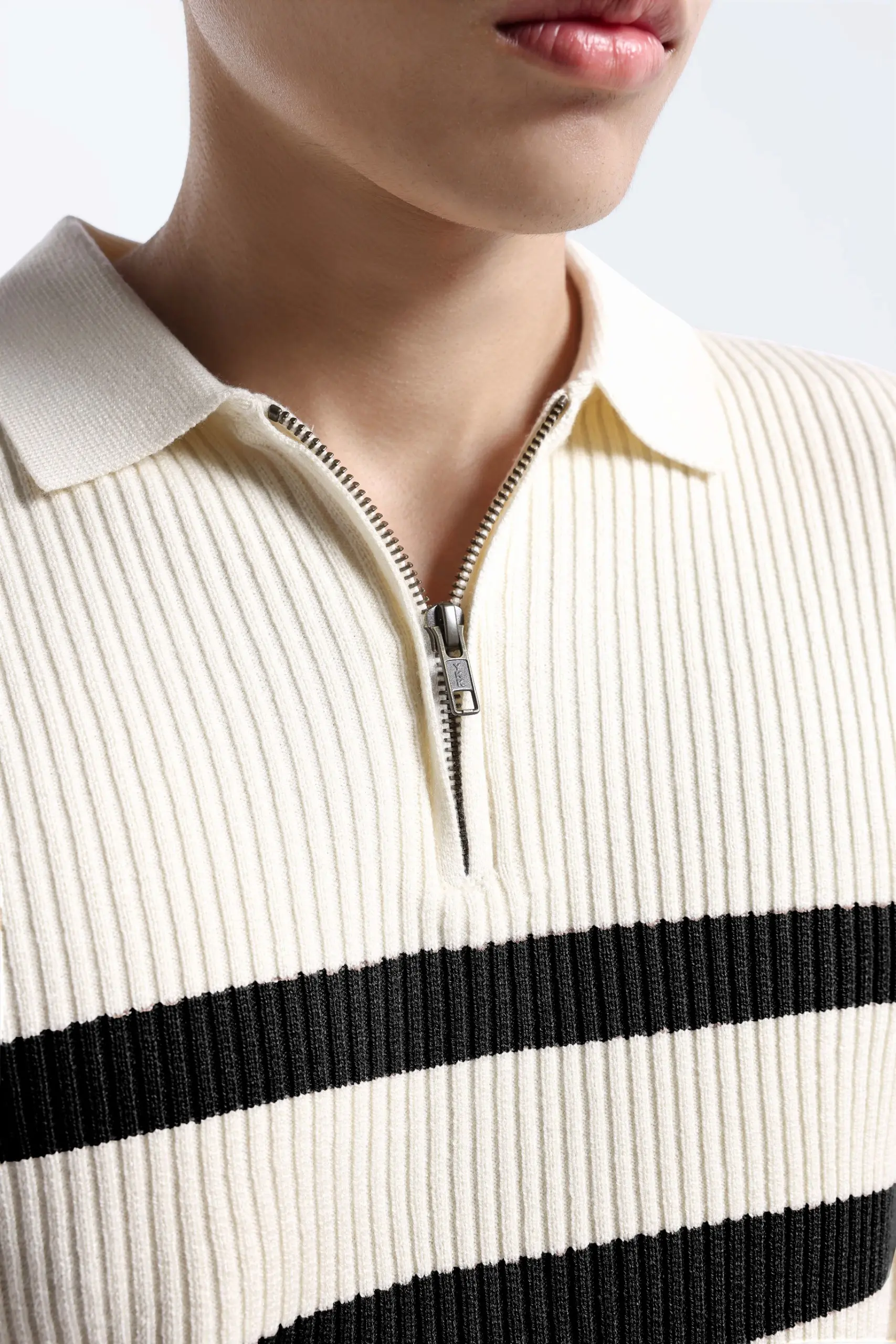 Elvore Stripe Polo Knit White-Black