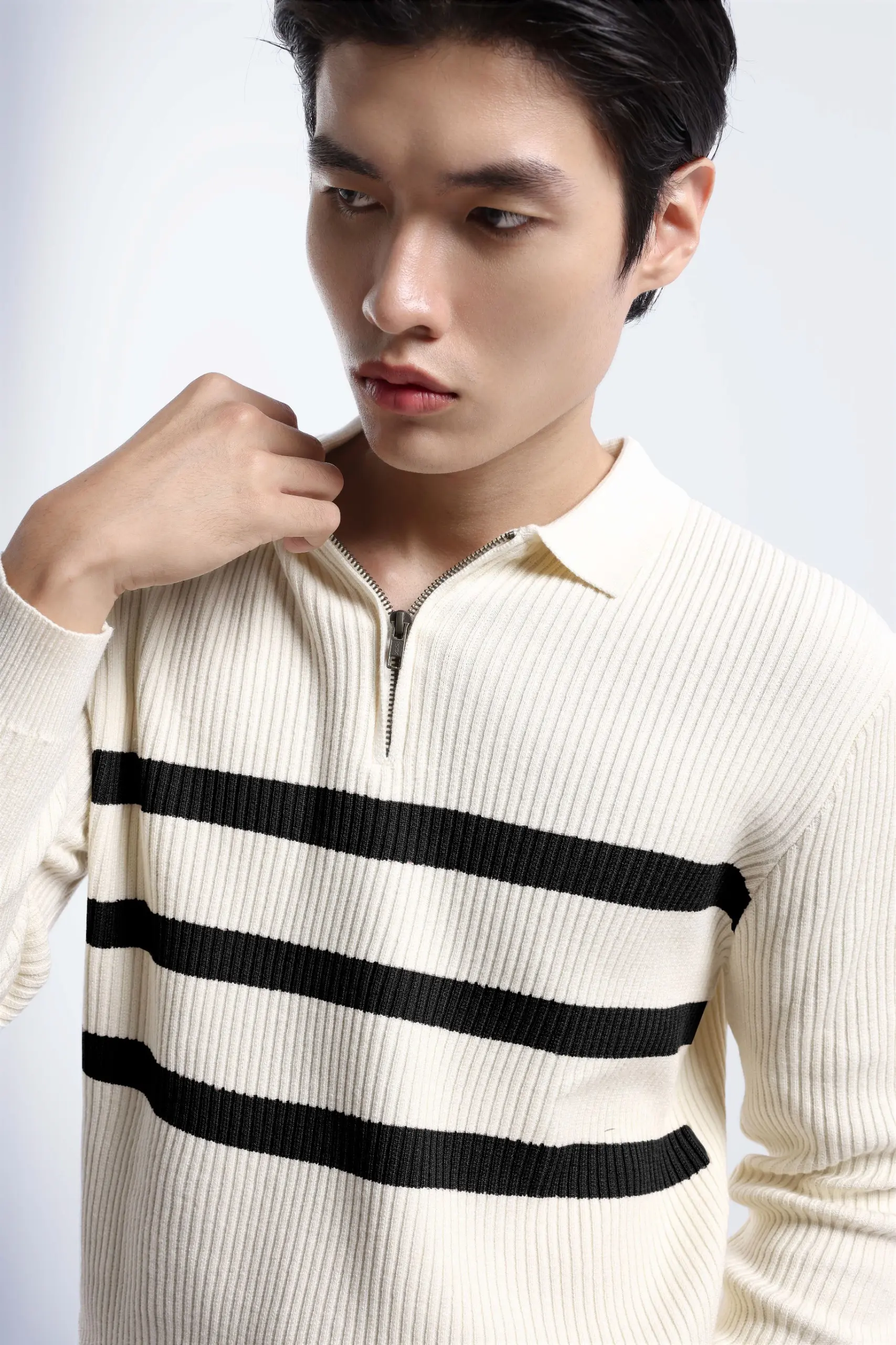 Elvore Stripe Polo Knit White-Black