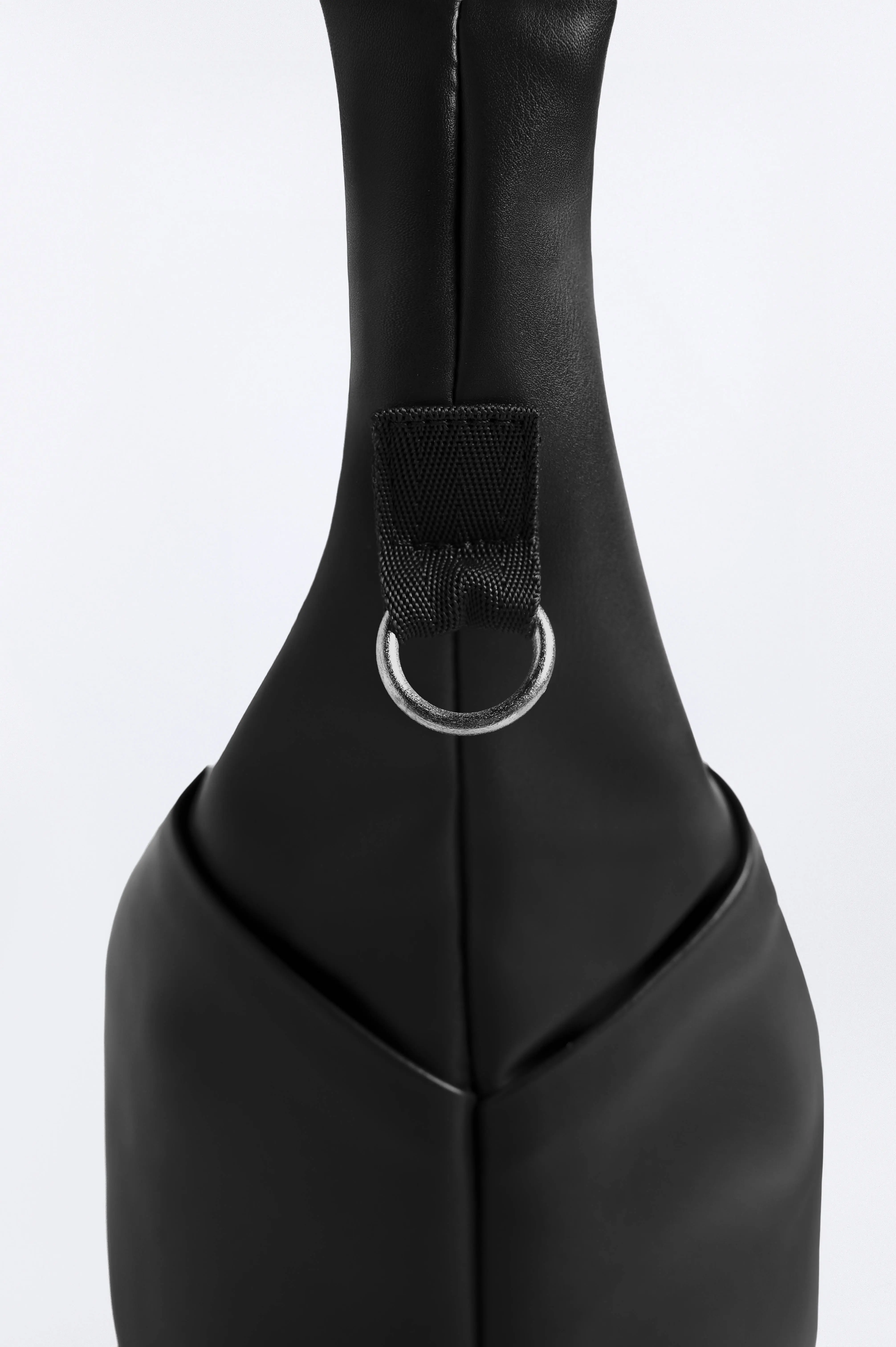 Archer Slingbag Black