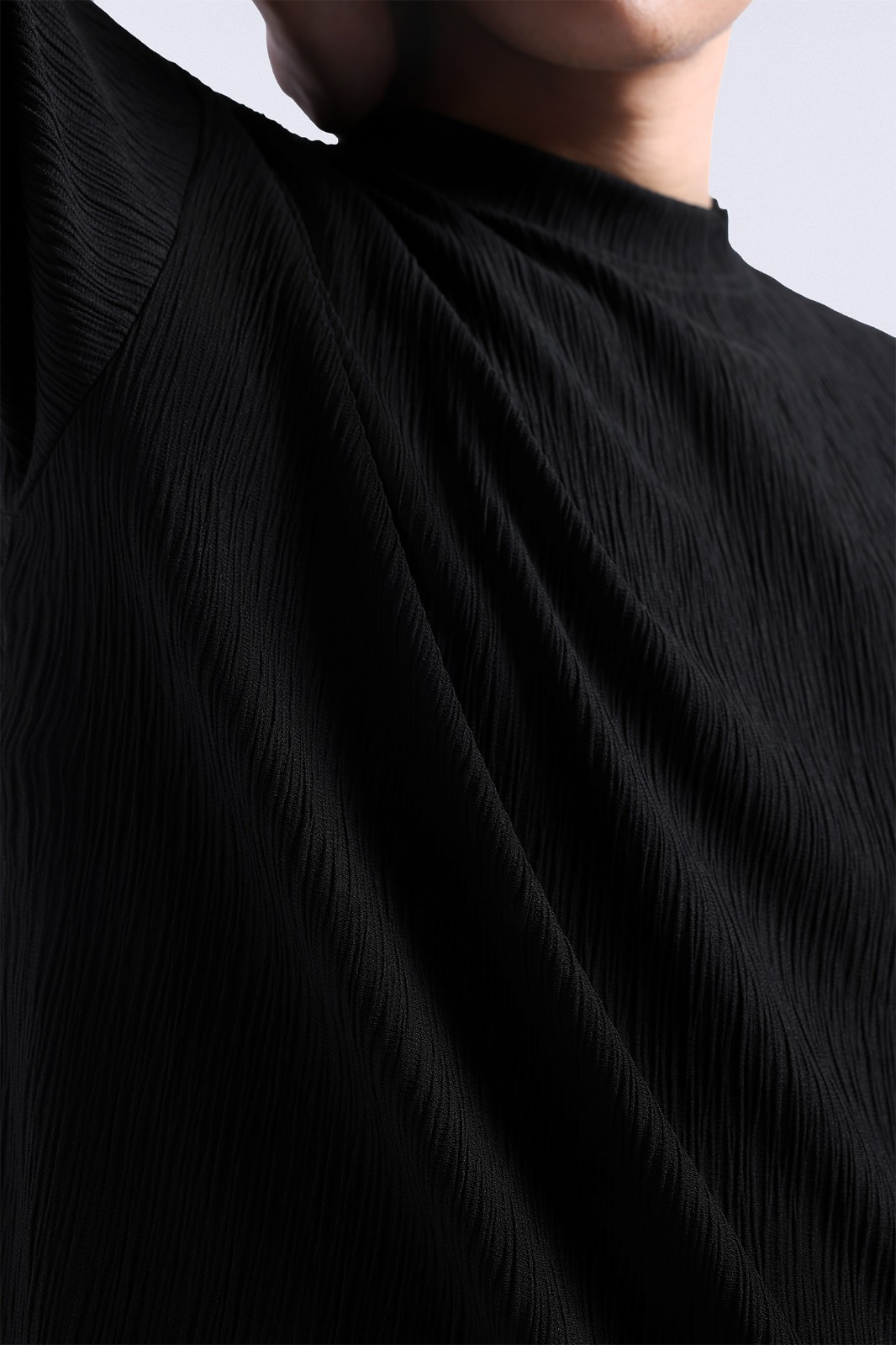 Coze Textured Tee Black