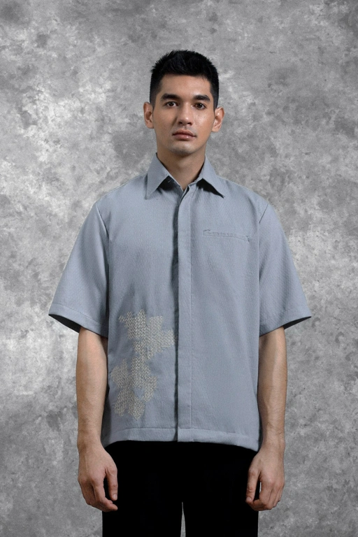 Image of Kemeja Bordir Renjana Lengan Pendek Embun