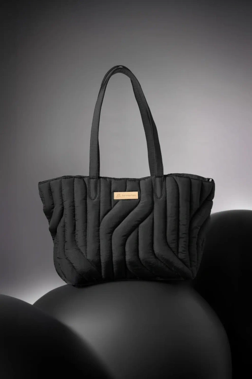 Image of BUNNY TOTEBAG BLACK