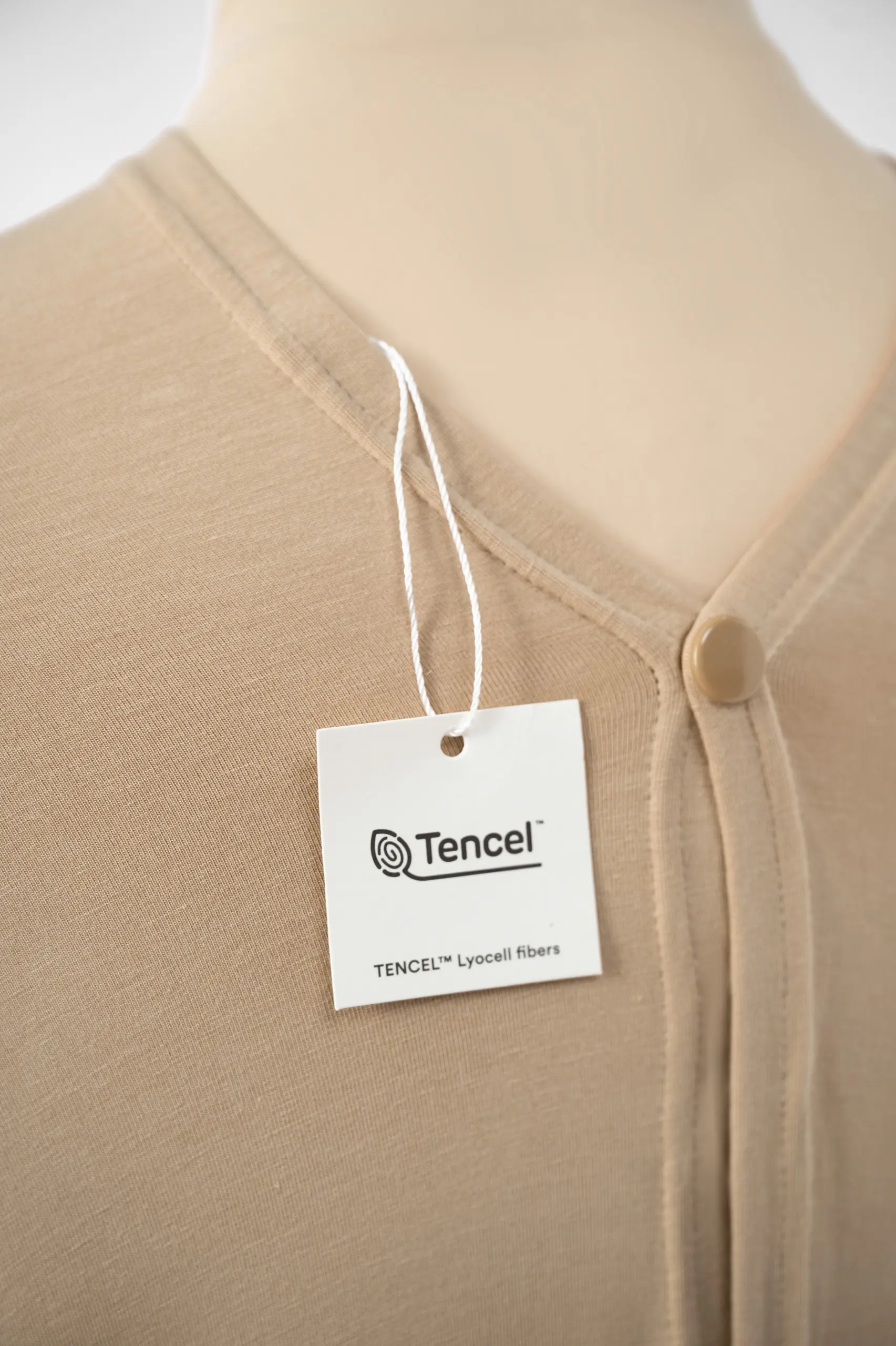 SIMPLY NURSING APRON TENCEL FULL COVER BEIGE