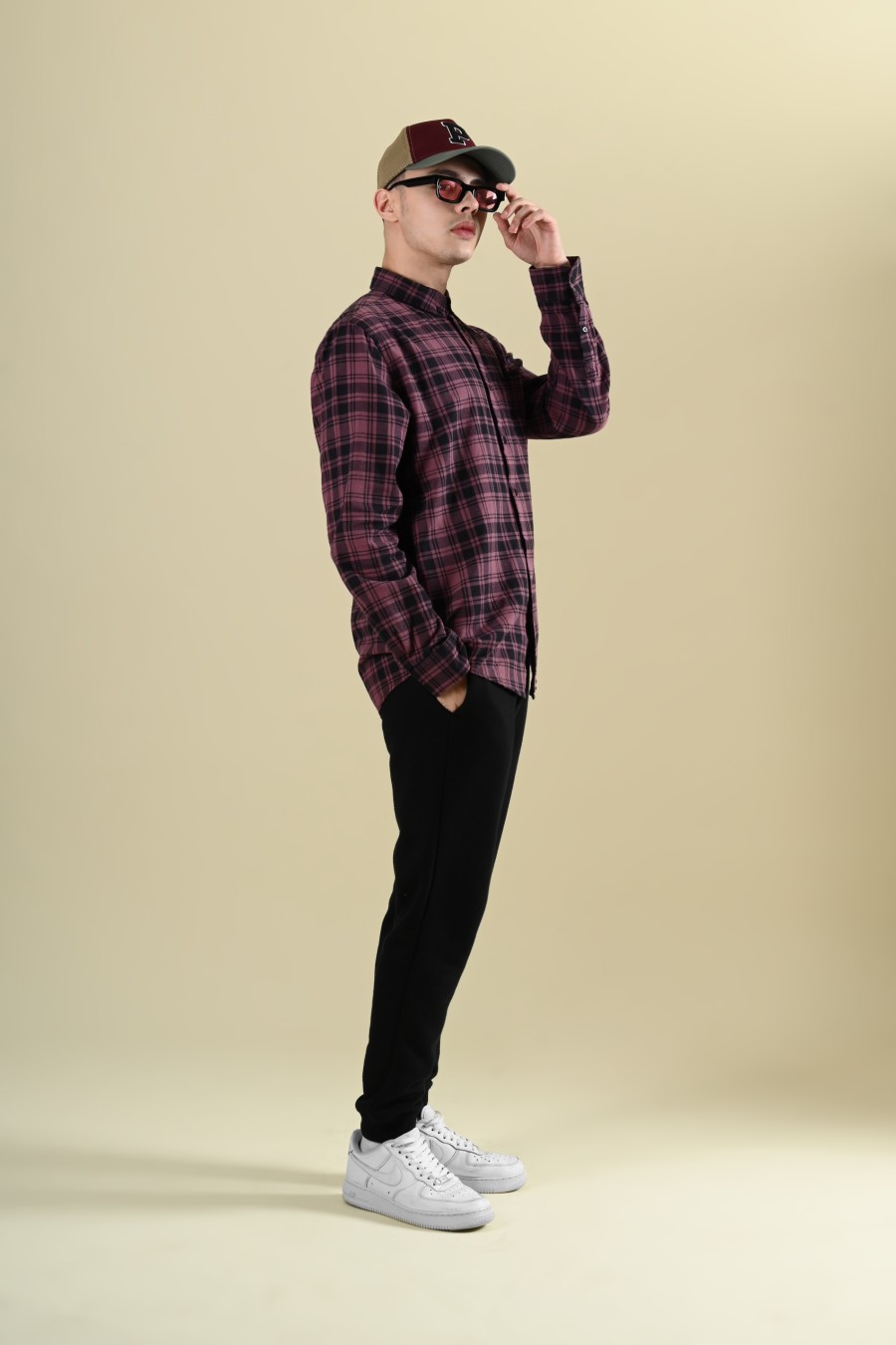 THE ULTIMATE SOLID FLANNEL MAROON