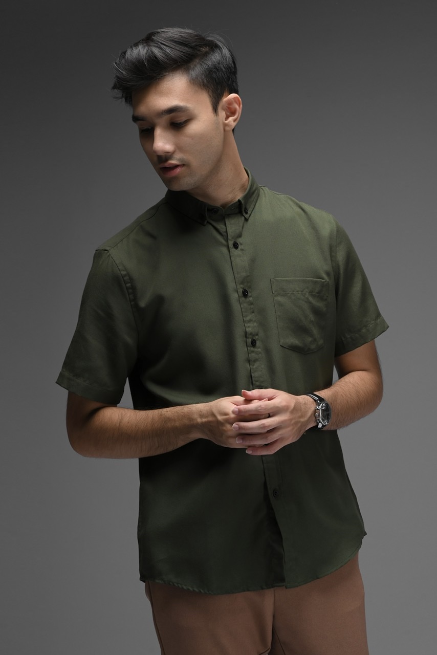 EXETER BLACK BUTTON SHORT SLEEVE SHIRT RIFLE GREEN