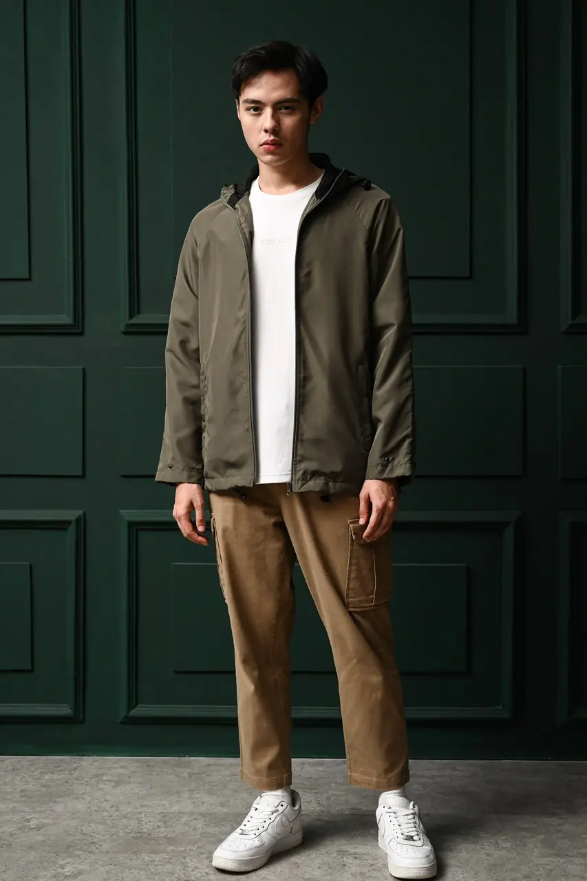 WINDBREAKER JACKET OLIVE