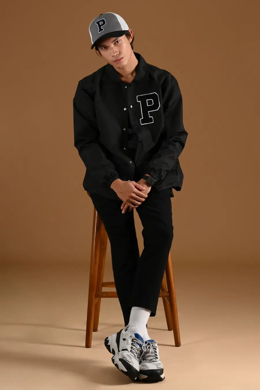 COLLEGIATE COACH JACKET BLACK
