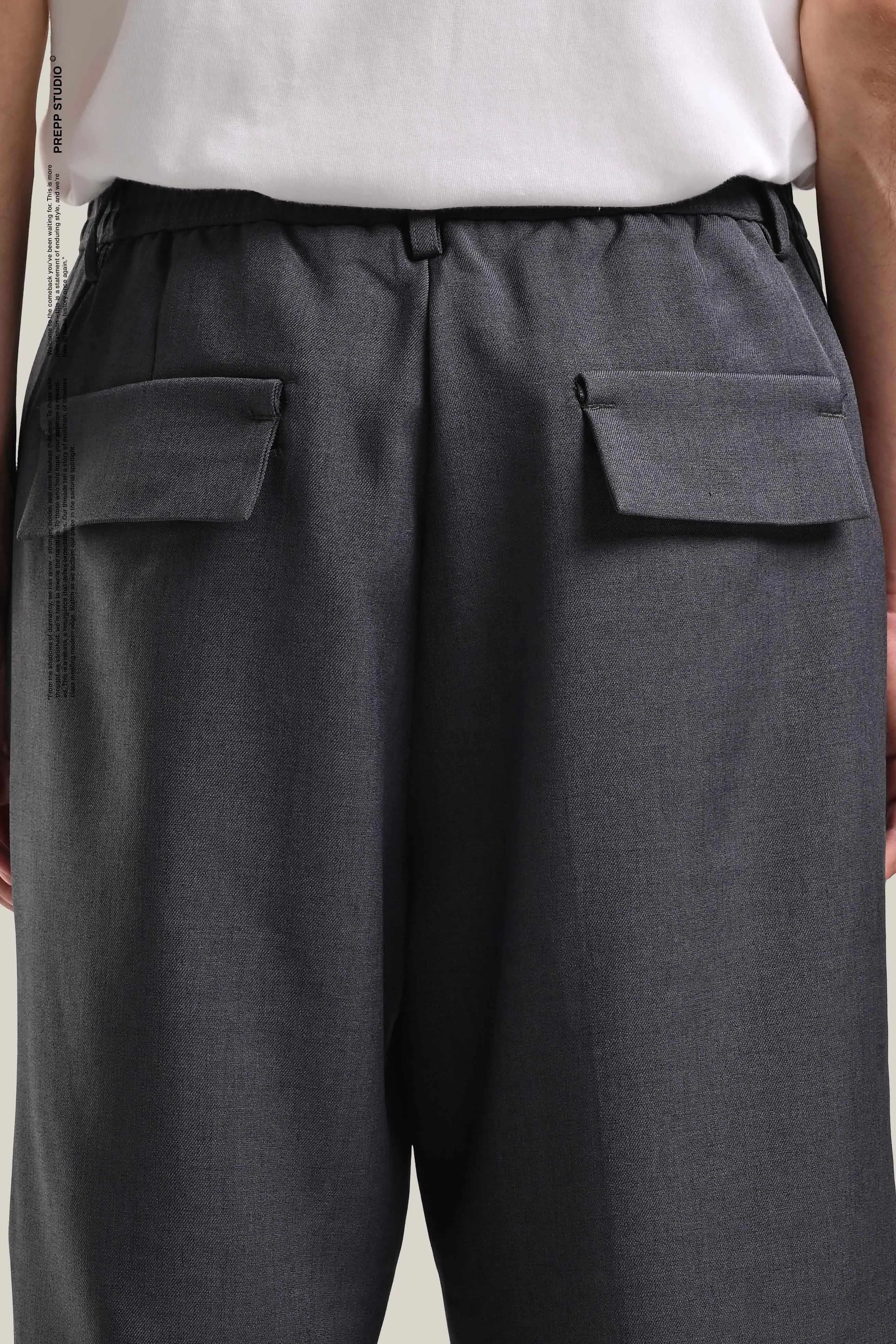 STRIDE SHORT PANTS DARK GREY