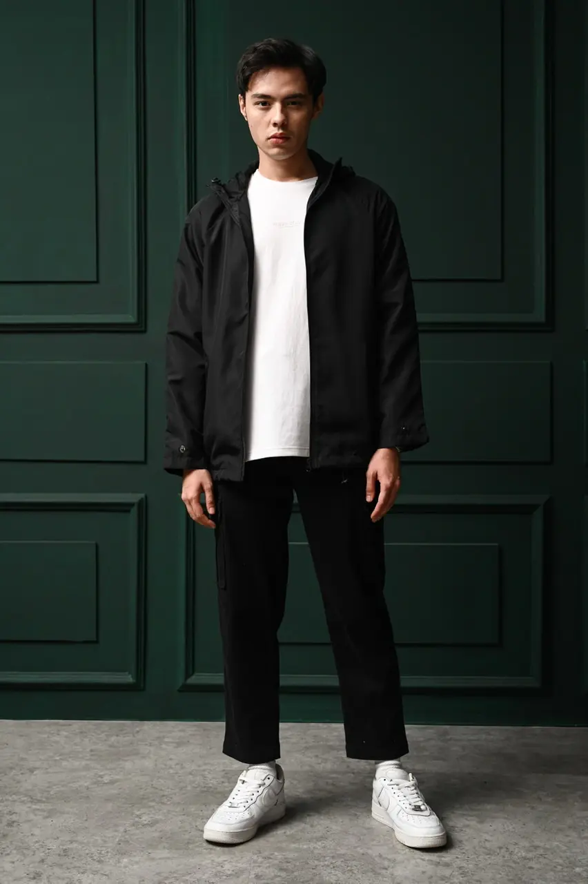 WINDBREAKER JACKET BLACK