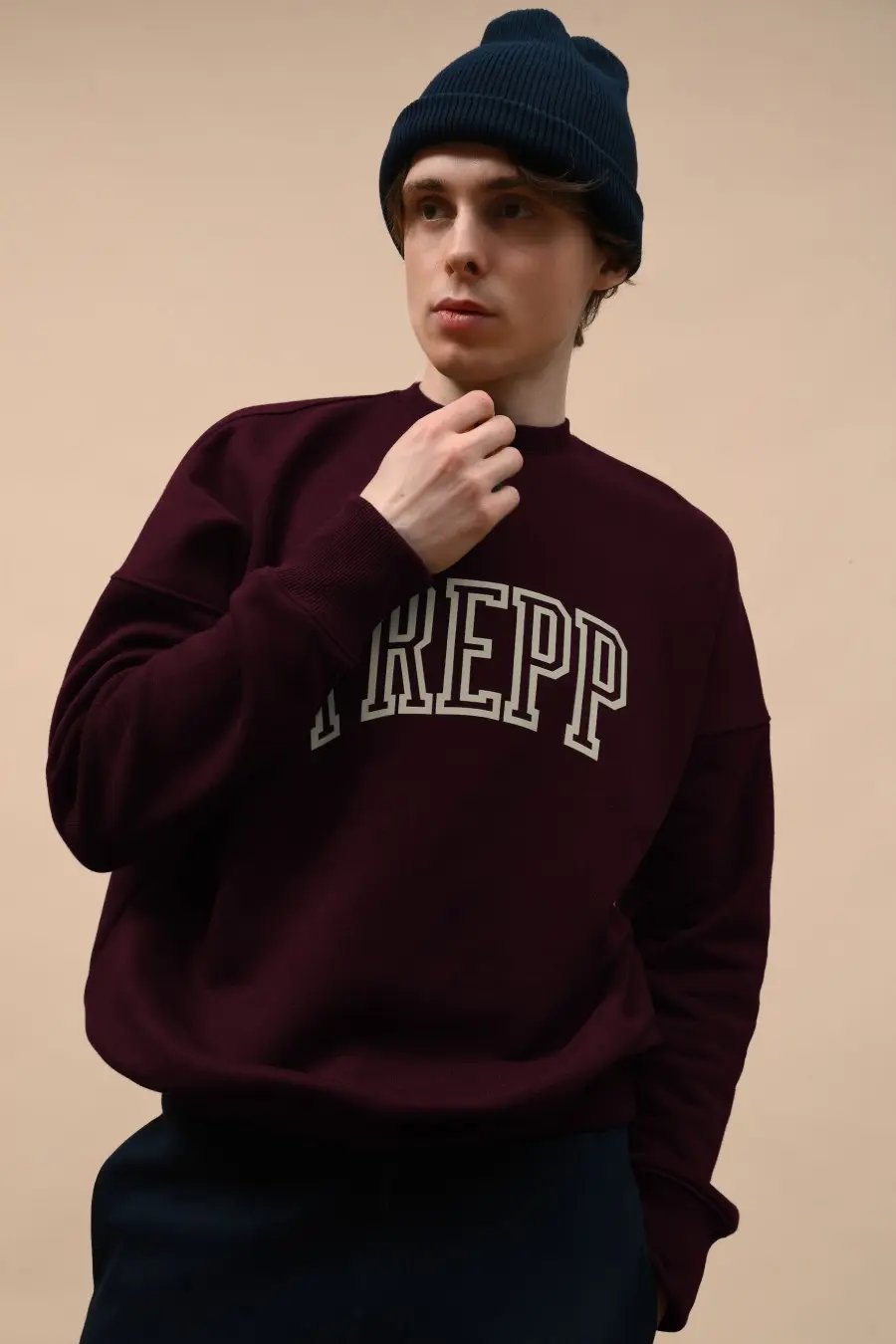 COLLEGIATE SWEATSHIRT MAROON