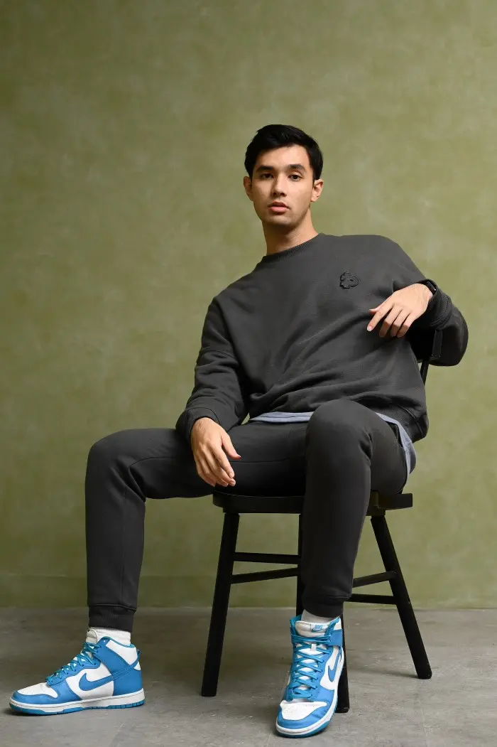 POCK38-PREPP SIGNATURE SWEATSHIRT CHARCOAL