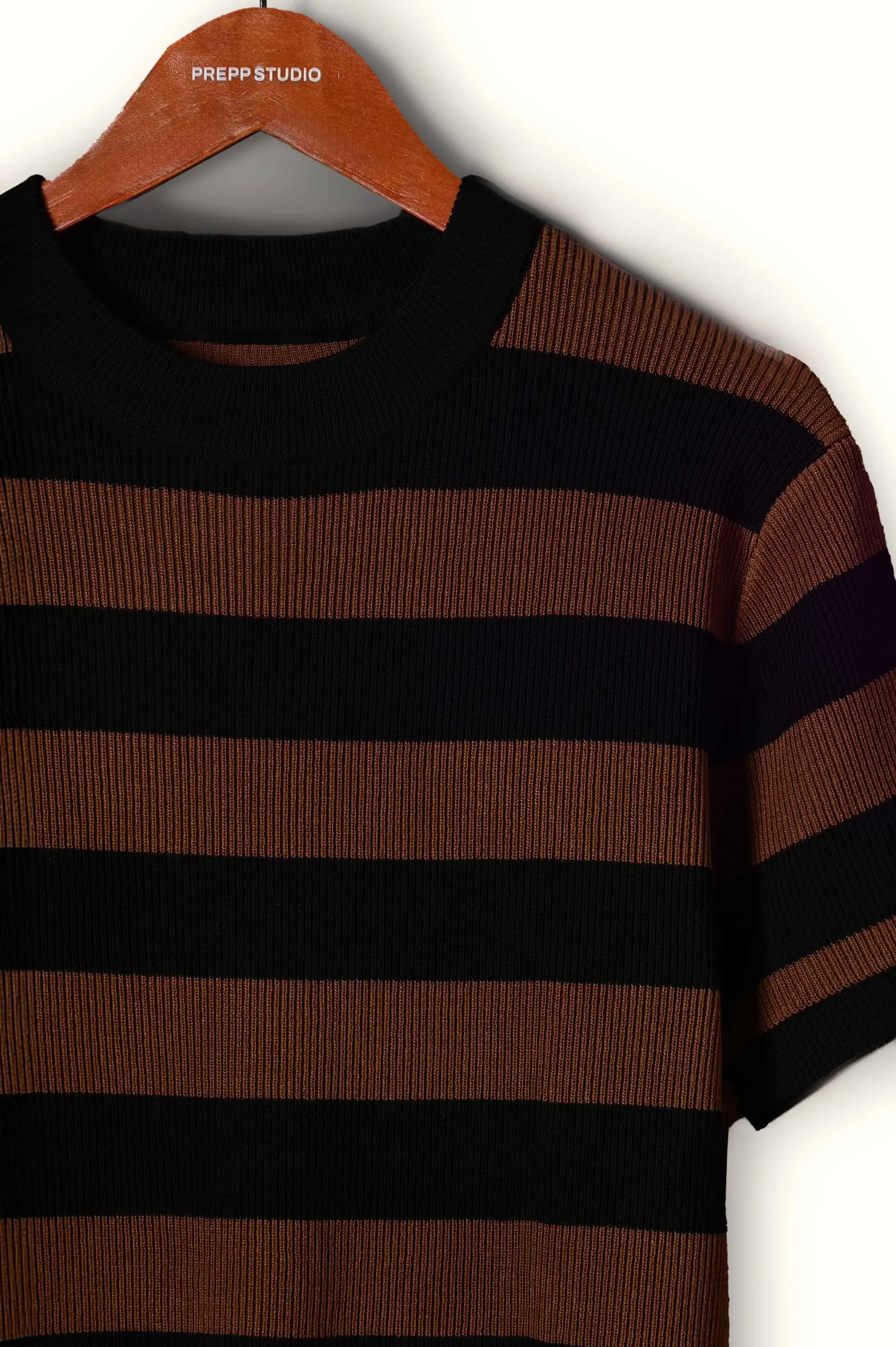 ALIGNIT STRIPE TEES BLACK