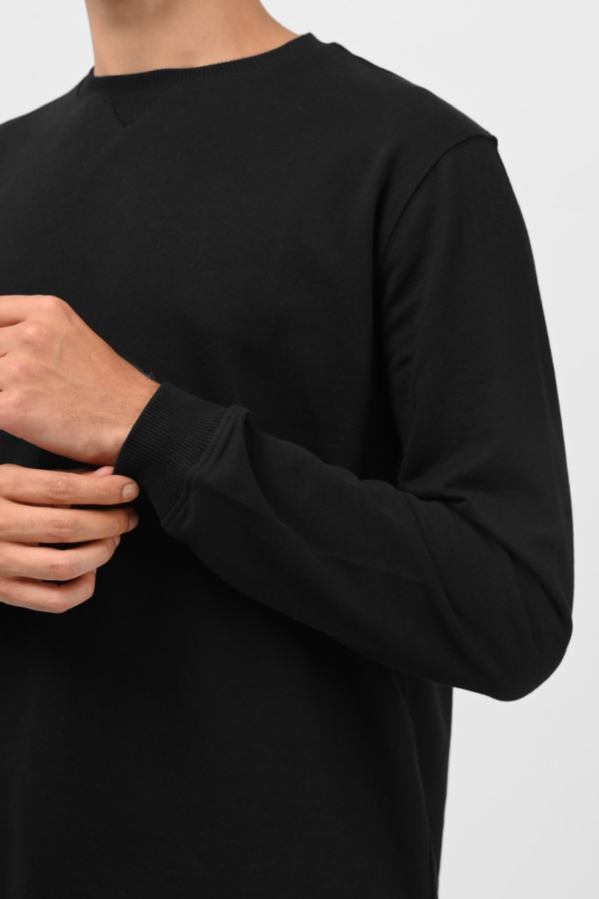 LEEDS SWEATSHIRT IN BLACK