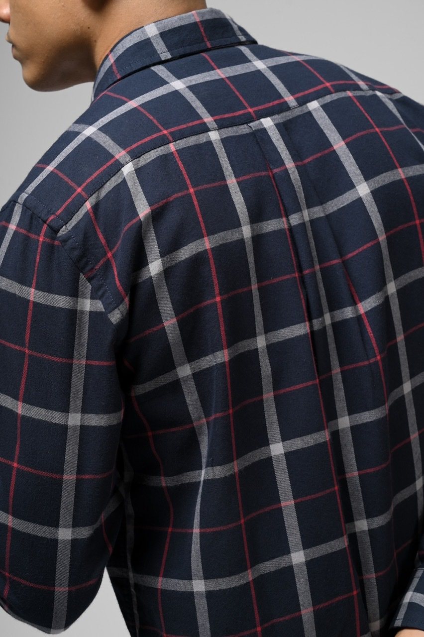 ULTIMATE FLANNEL BLACK WITH RED WHITE LINE