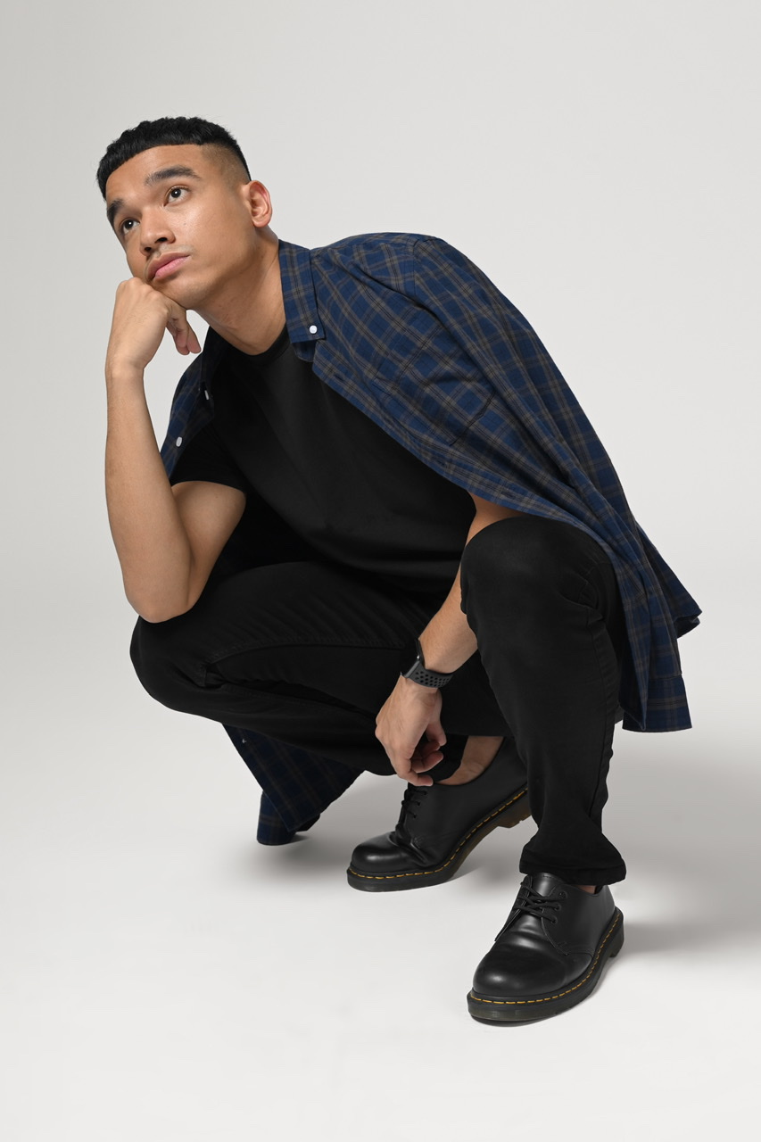 ULTIMATE FLANNEL DARK BLUE WITH BROWN