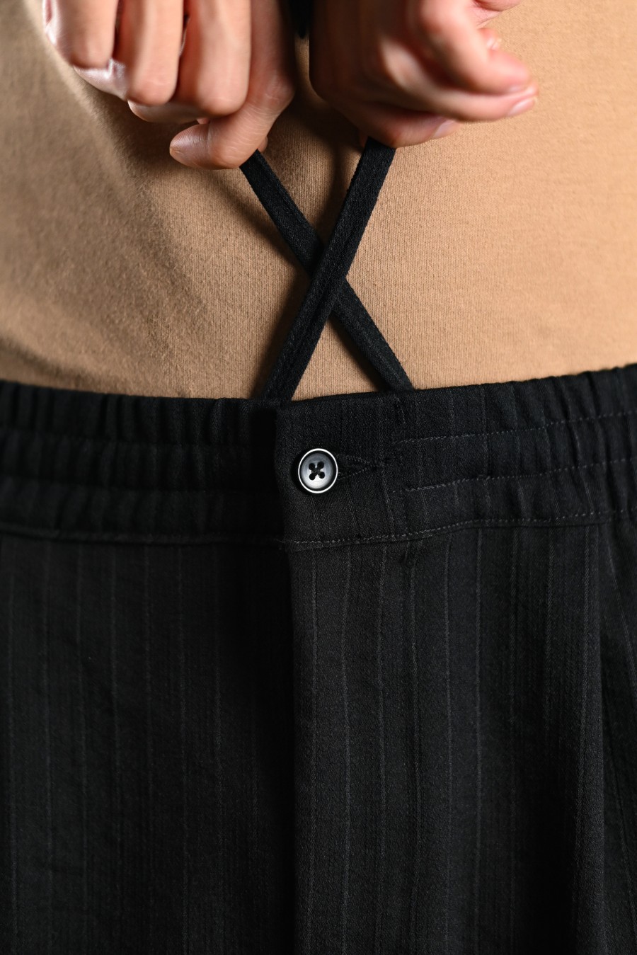 STREAKY RELAX FIT TROUSERS BLACK