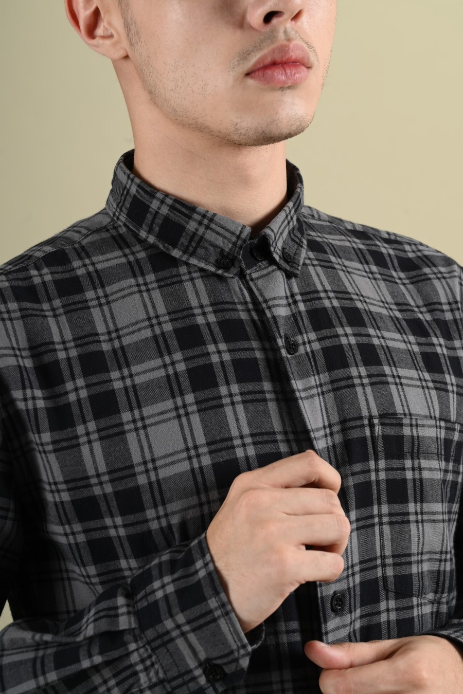 THE ULTIMATE SOLID FLANNEL LIGHT GREY