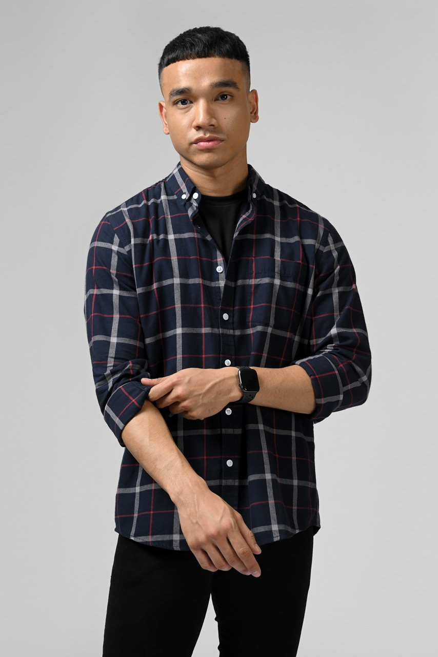 ULTIMATE FLANNEL BLACK WITH RED WHITE LINE