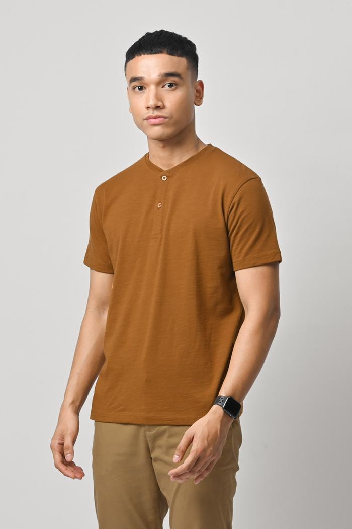 KAOS PREPP STUDIO HENLEY SLUB TEES LIGHT BROWN