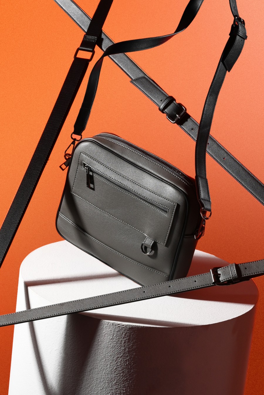 HUSTLE SLING BAG GREY