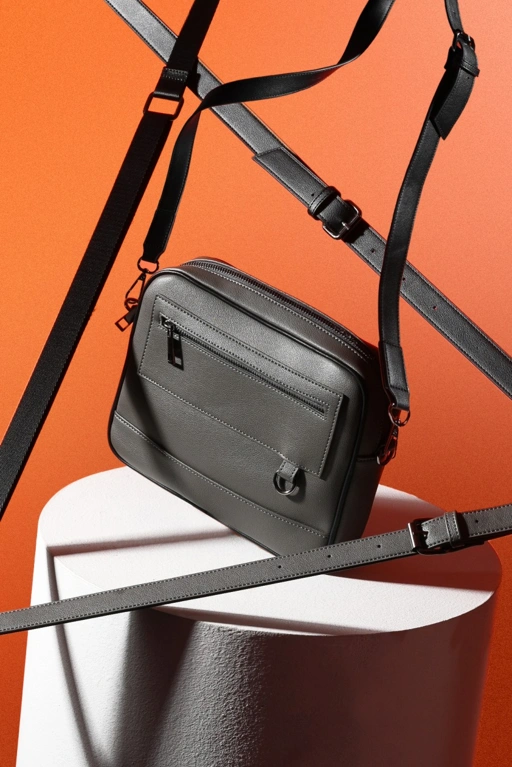 Image of HUSTLE SLING BAG GREY