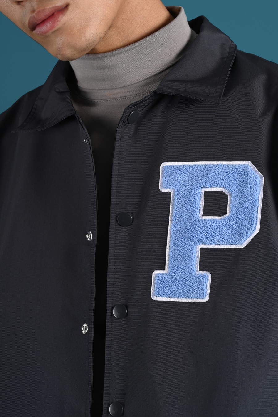 COLLEGIATE COACH JACKET GREY