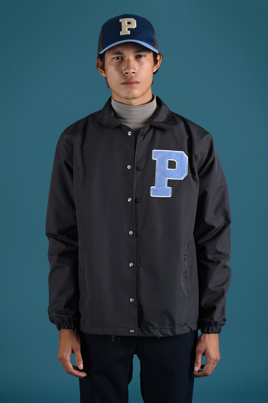 COLLEGIATE COACH JACKET GREY