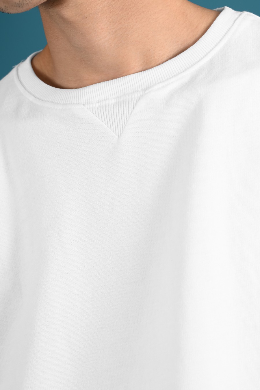 LEEDS SWEATSHIRT IN WHITE