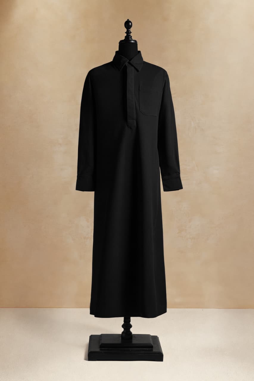 Raka Thobe Black