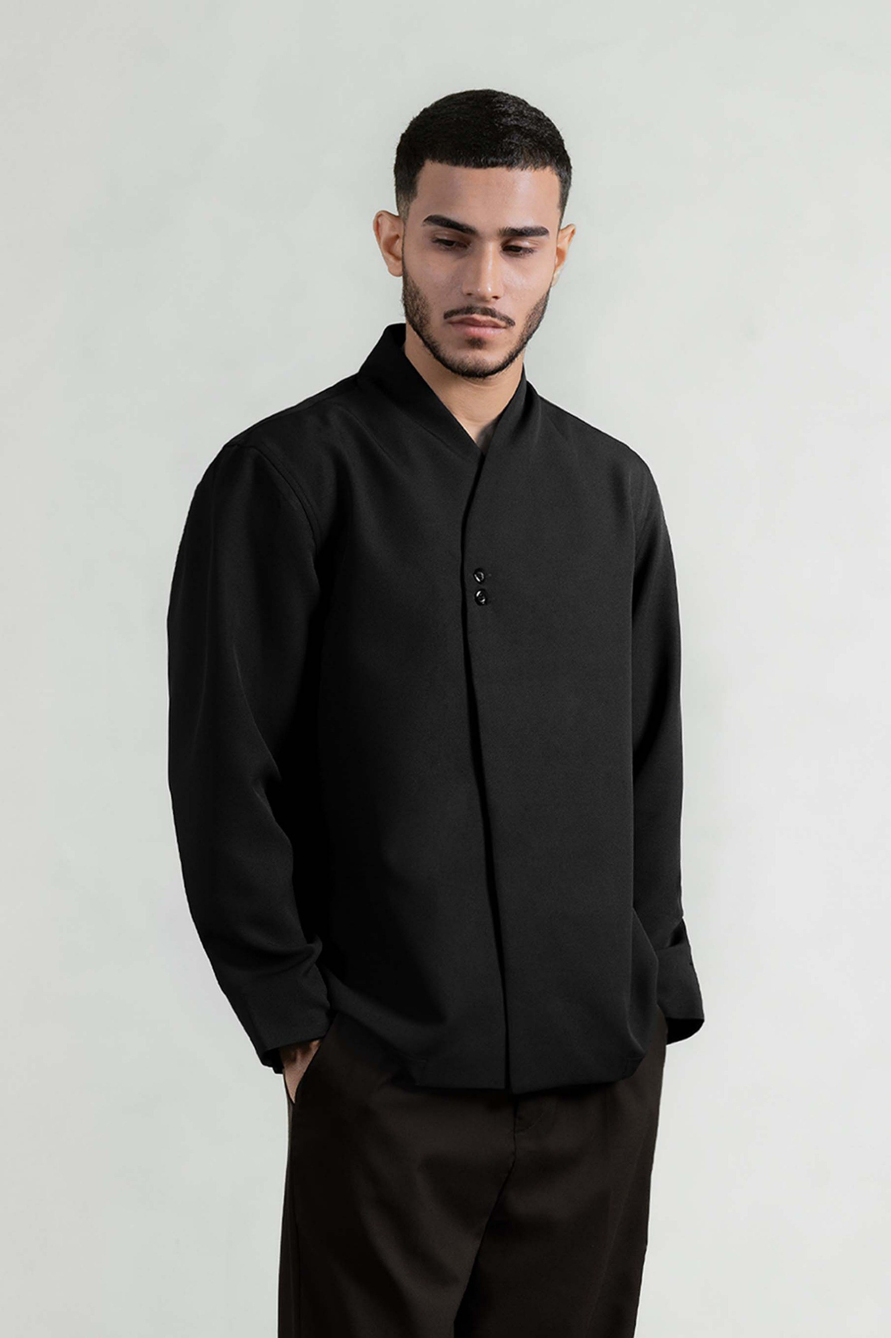 Arata Shirt Black