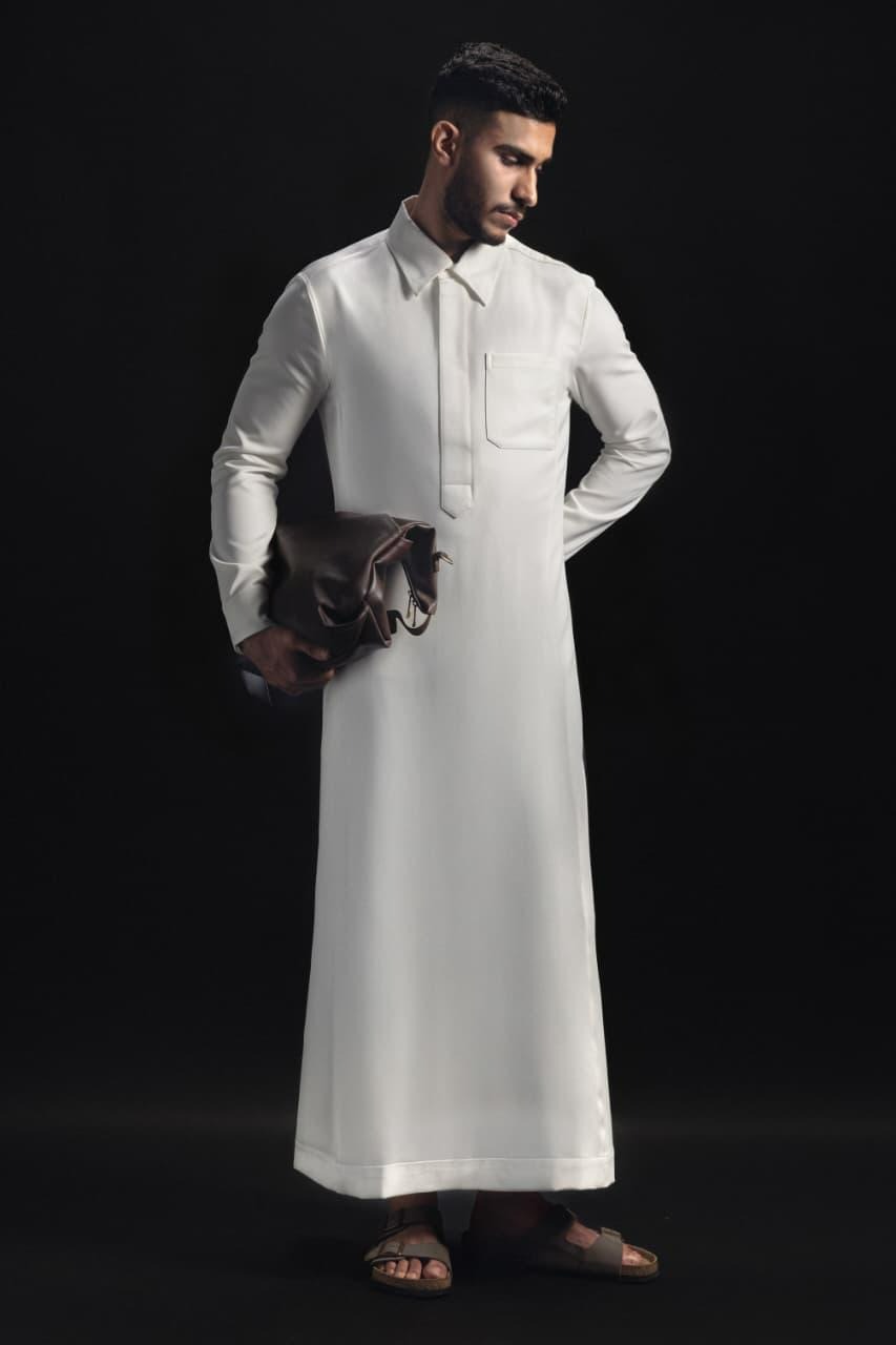 Raka Thobe Off White