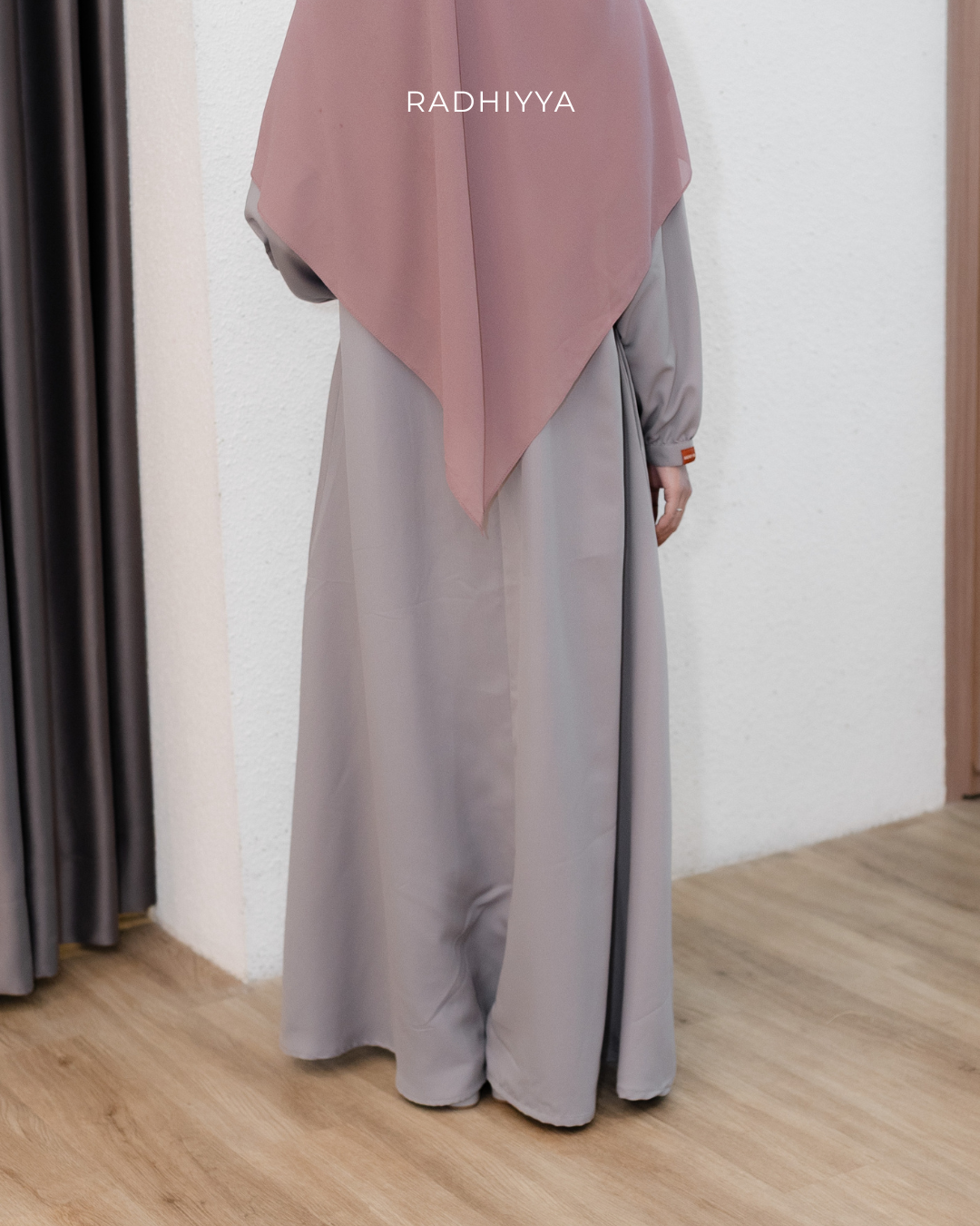 Elara Dress - Soft Grey